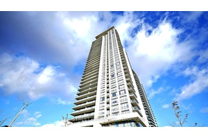 Sun Filled Spacious and Functional large1 Bedroom almost 600sqft with West Exposure Balcony.