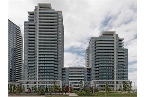 1 Bedroom Unit With Unobstructed East View.