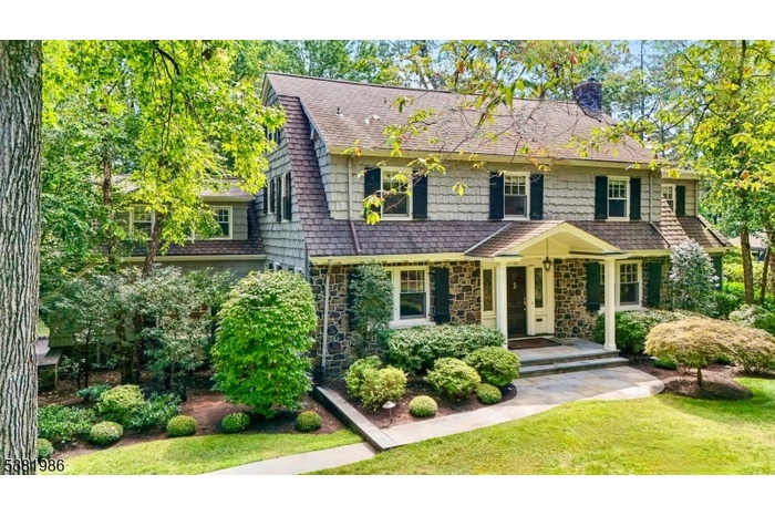 FAB SHORT HILLS COLONIAL