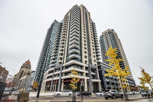 Stunning 3 Bedroom Townhouse In The Heart Of Mississauga.
