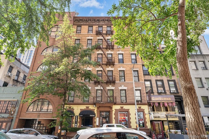 View of apartment building / complex