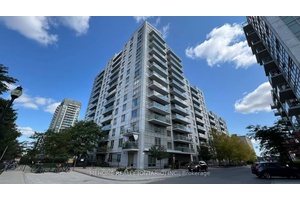 Bright and spacious 1 Den unit in the heart of DT Toronto's west end.