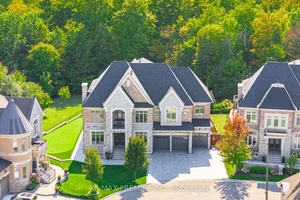 WELCOME TO 18 ERINTOWN CRESCENT IN THE PRESTIGIOUS TORONTO GORE RURAL ESTATE COMMUNITY.
