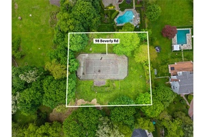 Tucked away in a quiet cul de sac in the sought after Bonnie Crest neighborhood of New Rochelle, this rare.