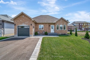 Welcome to this beautifully maintained 3 bedroom, 2 bathroom bungalow, offering the perfect blend of modern comfort and peaceful living.