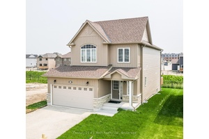 Imagine Your Self as an Tenant of this Beautiful Home located in a desirable neighborhood in Stayner.