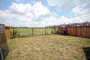 Stunning 3 Year Old Detached Home in a Prime Location !