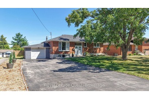 Set on a quiet west end street, this charming bungalow sits on a 75' x 200' lot with scenic views of Lake Simcoe.