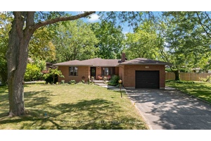 Welcome to 770 Galloway Crescent, an amazing 3 1 bedroom, 2 bathroom bungalow.