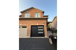 Beautifully Renovated One Bedroom Basement Apartment in a Prime Location !
