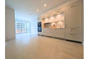 PARKING amp ; LOCKER INCLUDED Welcome To The Epitome Of Luxury Condo Living !