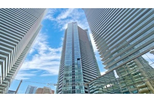 Luxurious 1 bedroom den amp ; 1 1 2 bathrooms with 1 underground parking spot included.
