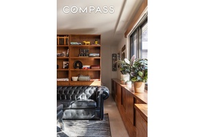 Impeccably designed alcove studio with private courtyard views near South Street Seaport and Financial District.