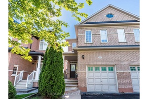 This Stunning updated 3 bedroom semi detached home is in the heart of Mississauga !