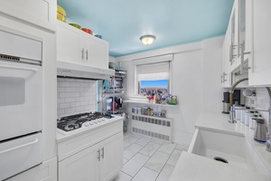 A Mid Century Gem at Executive Towers With luminous picture windows, a gracious layout, and timeless mid century proportions, Residence 12V at the Executive Towers offers an elegant blend of ...