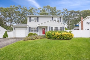 Welcome to this move in ready home featuring 4 spacious bedrooms and 2 full bathrooms.