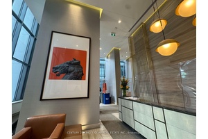Enjoy 5 Star Condo Living In The Heart Of Yorkville !