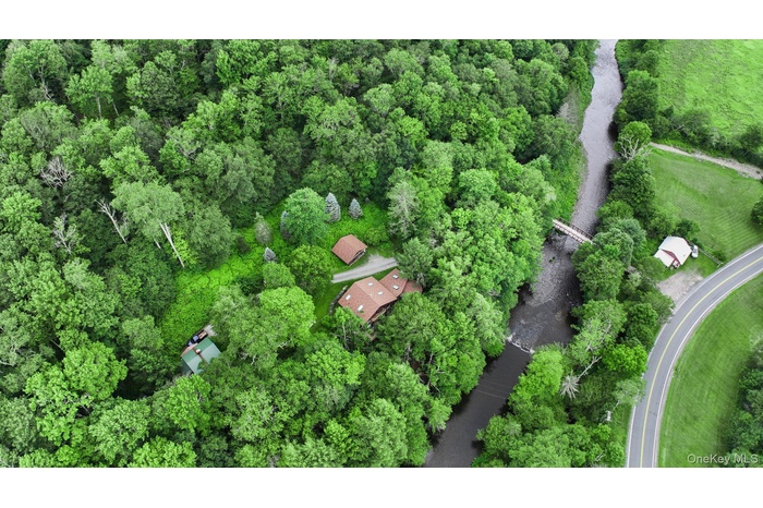 Aerial overview of property's location