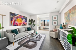 High floor studio with open western views in a premier Upper East Side building.