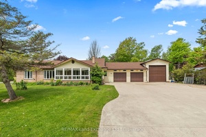 Enjoy a quiet lifestyle in the beautiful lakeside community of Point Clark !