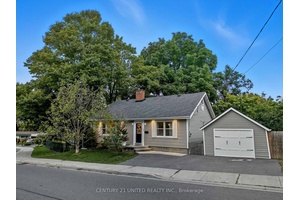 Welcome to Your Dream Home in the Heart of the Exclusive Teachers College Neighbourhood.