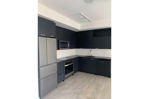 Welcome to The Mackenzie by Pemberton, a boutique condominium ideally located next to Maple GO Station with quick access to Hwy 400, schools, shops, dining, and parks.