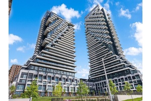 Welcome to Tridel built Auberge on the Park.