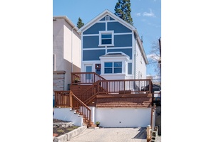 Beautifully appointed detached home in the popular Clairlea neighborhood.