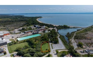 Great Location building Development lot on the corner of Fares St amp ; Lake Rd.