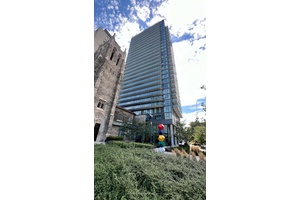 1 Bed 1 Bath Unobstructed CN Tower Views.