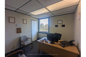 Now available, professional office space offering great commuter access conveniently located next to Hwy 400.