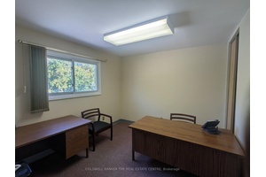 Now available, professional office space offering great commuter access conveniently located next to Hwy 400.