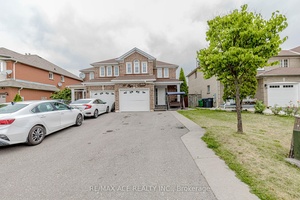 Welcome to your new home at 97 Bighorn Crescent, nestled in Brampton s Sandringham Wellington neighborhood.