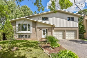 4 Bedroom, 2 Bath upper unit in a detached house.