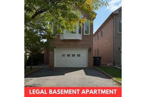 Stunning 4 Bedroom Detached Home with LEGAL BASEMENT with Separate Entrance In The High Demand Area Of Brampton.