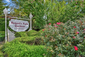 Looking for a pet friendly Condo with on site parking availability ?
