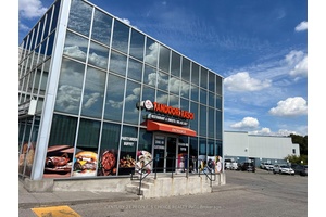 Turnkey restaurant opportunity in a prime, high traffic Brampton location surrounded by residential and industrial areas, ensuring steady foot traffic all day.