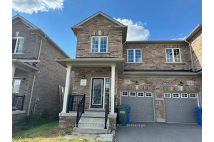 Modern 3 bedroom semi detached home in family friendly Dundalk Community.