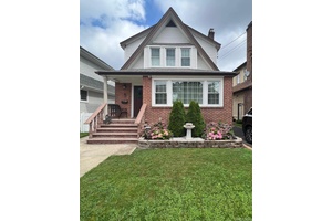 Step into this beautiful 3 bedroom, 1.