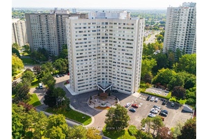 Welcome home to 3695 Kaneff Crescent, in the heart of Mississauga Valley.