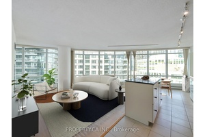 Modern Corner Suite in the Heart of CityPlaceWelcome to Matrix Condos at 361 Front Street West, where vibrant downtown living meets everyday convenience.