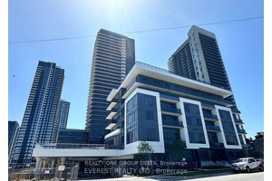 Welcome To This Canopy Tower brand new Corner Unit.