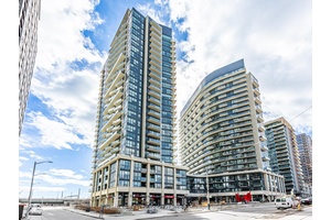 Bright, spotless, one bedroom plus den in vibrant Liberty Village, panoramic views, large balcony with lakeview ; Open concept floor plan with modern kitchen, convenient practical Centre Island, Granite counters, ...