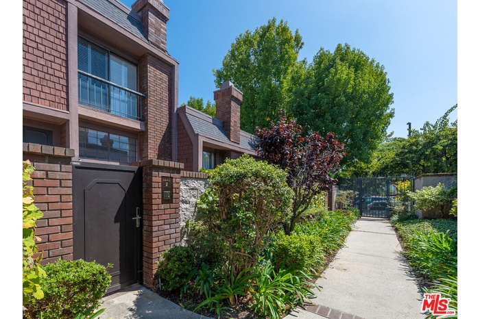 4640 Glencoe Ave Unit 2