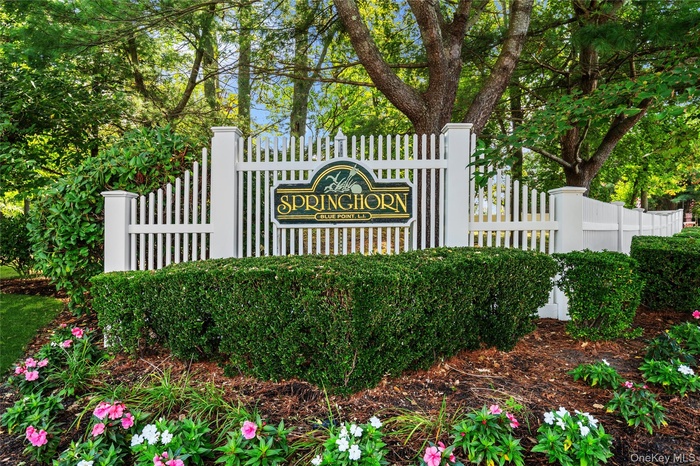 View of Springhorn community sign. Welcome!