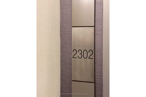 Monarch Equinox 3 Bedrooms 2 Full Baths, 927 Sqft As Per Builder, Lovely South Green Lake Sunny View Corner Unit, High Level, Excellent Split Bedroom Layout, New Appliances, Access To ...