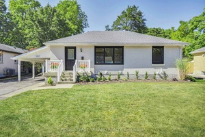 This thoughtfully renovated bungalow in the heart of Byron is just blocks from Byron Northview school !