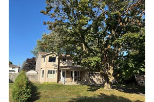 Don't miss this fantastic 4 bedroom home on a quiet Bayridge street !