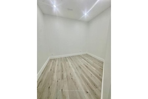 Great Opportunity To Rent A Nice Private Room ON 3RD FlOOR MALES ONLY, Prime Old Cabbagetown 3 Storey Property All Inclusive high speed Internet, All Utilities, Laundry Room, Modern Kitchen ...