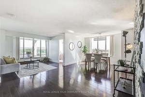 Welcome to The Vineyards condo in prime Richmond Hill location !